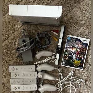 Nintendo White Wii Console Bundle with Controllers and Accessories